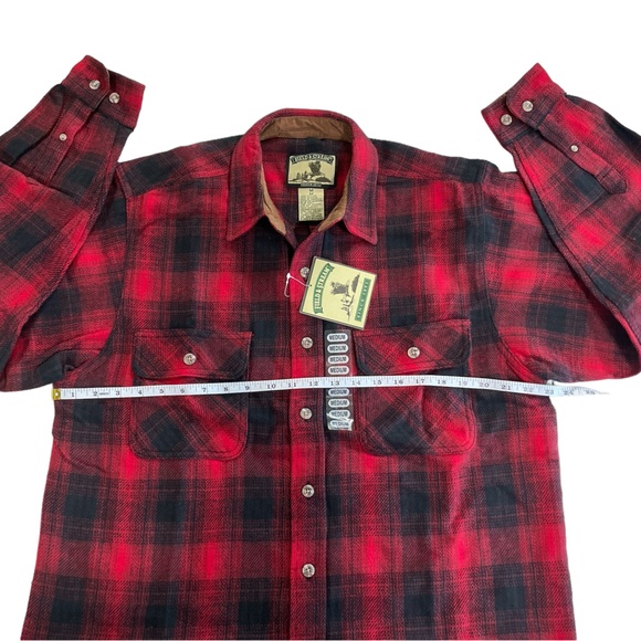 SOLD NWT Field & Stream Red Flannel Button Down Corduroy Trim at the Collar Cuff - Picture 6 of 8